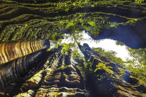 梭布垭风景区